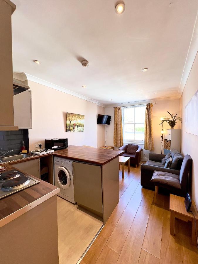 2 Bedroom Apartment in Westminster Londen Buitenkant foto